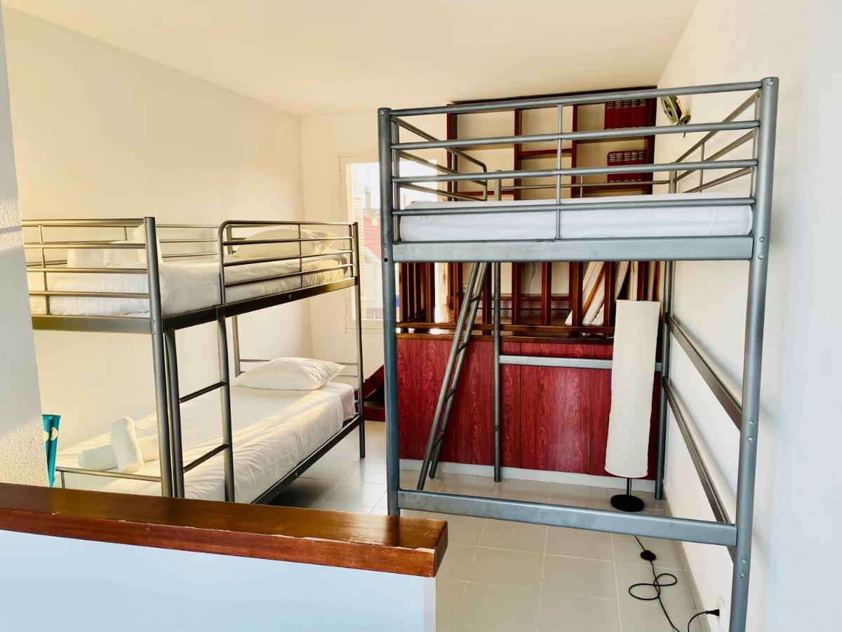 시체스 La Marina Seaview Penthouse 아파트 외부 사진