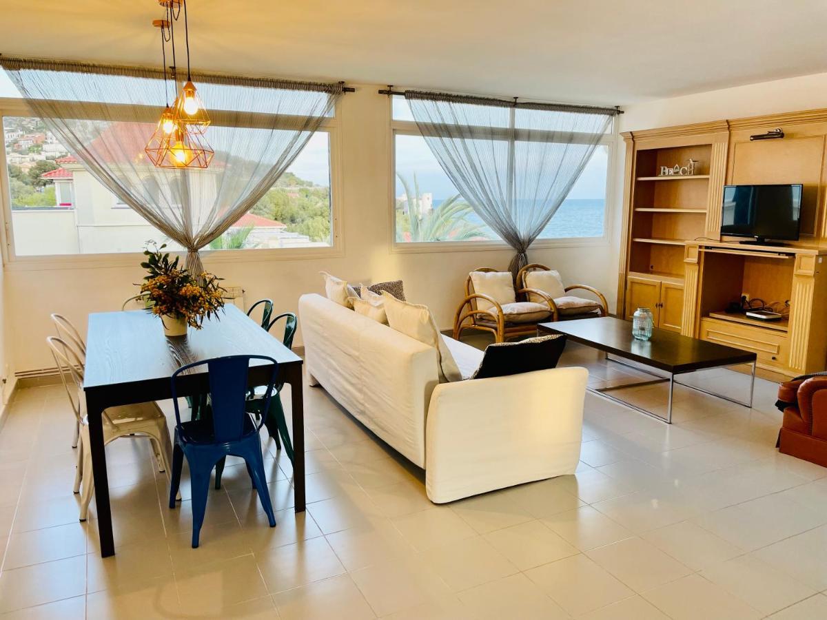 시체스 La Marina Seaview Penthouse 아파트 외부 사진